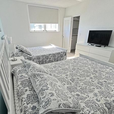 The Tides 2 Bedrooms 9Th Floor We Are On The Beach! Hollywood Bagian luar foto