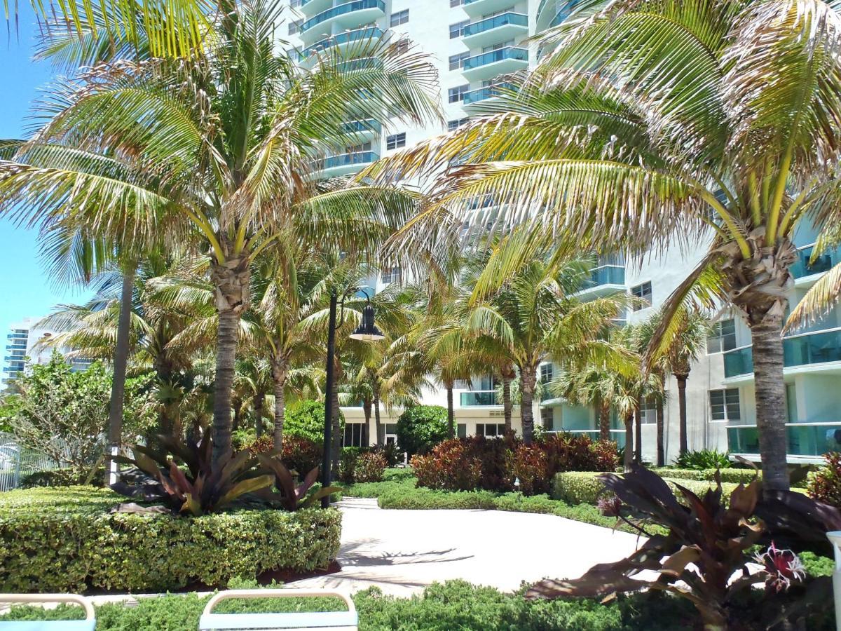 The Tides 2 Bedrooms 9Th Floor We Are On The Beach! Hollywood Bagian luar foto