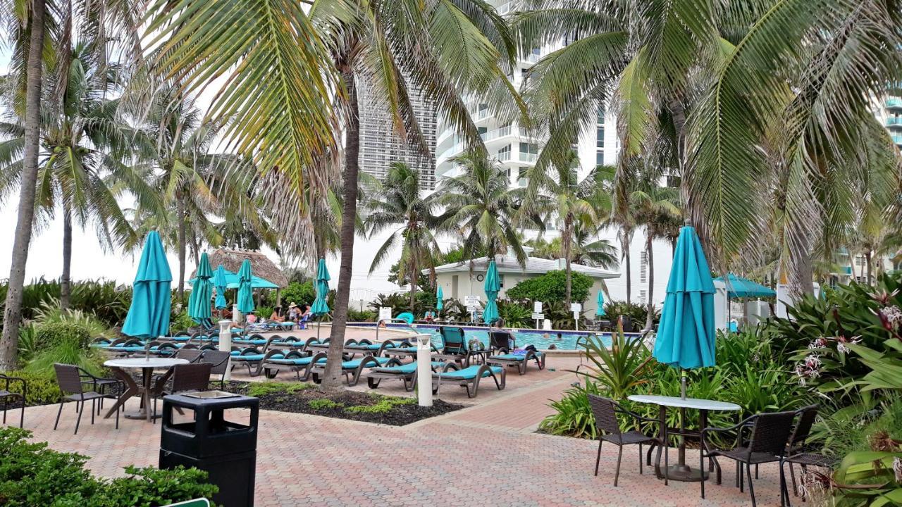 The Tides 2 Bedrooms 9Th Floor We Are On The Beach! Hollywood Bagian luar foto