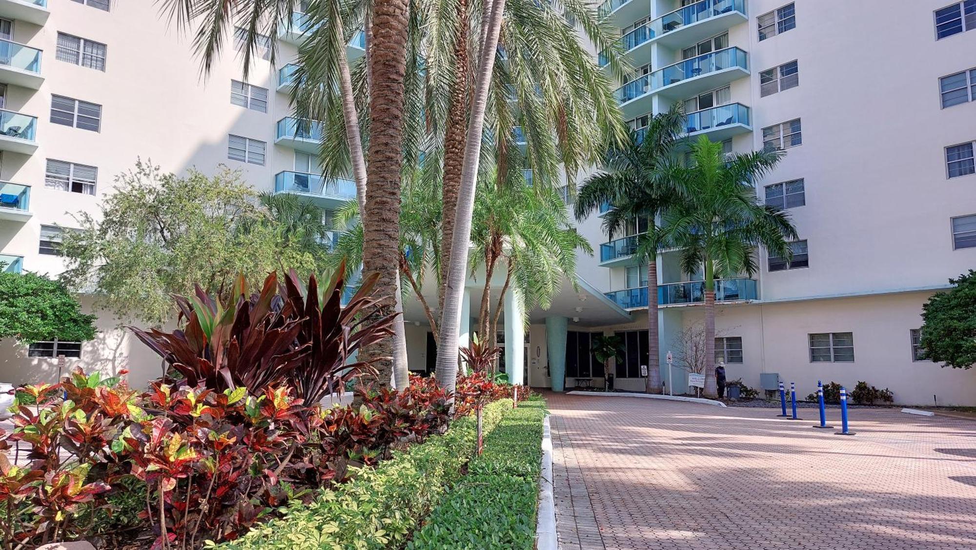 The Tides 2 Bedrooms 9Th Floor We Are On The Beach! Hollywood Bagian luar foto
