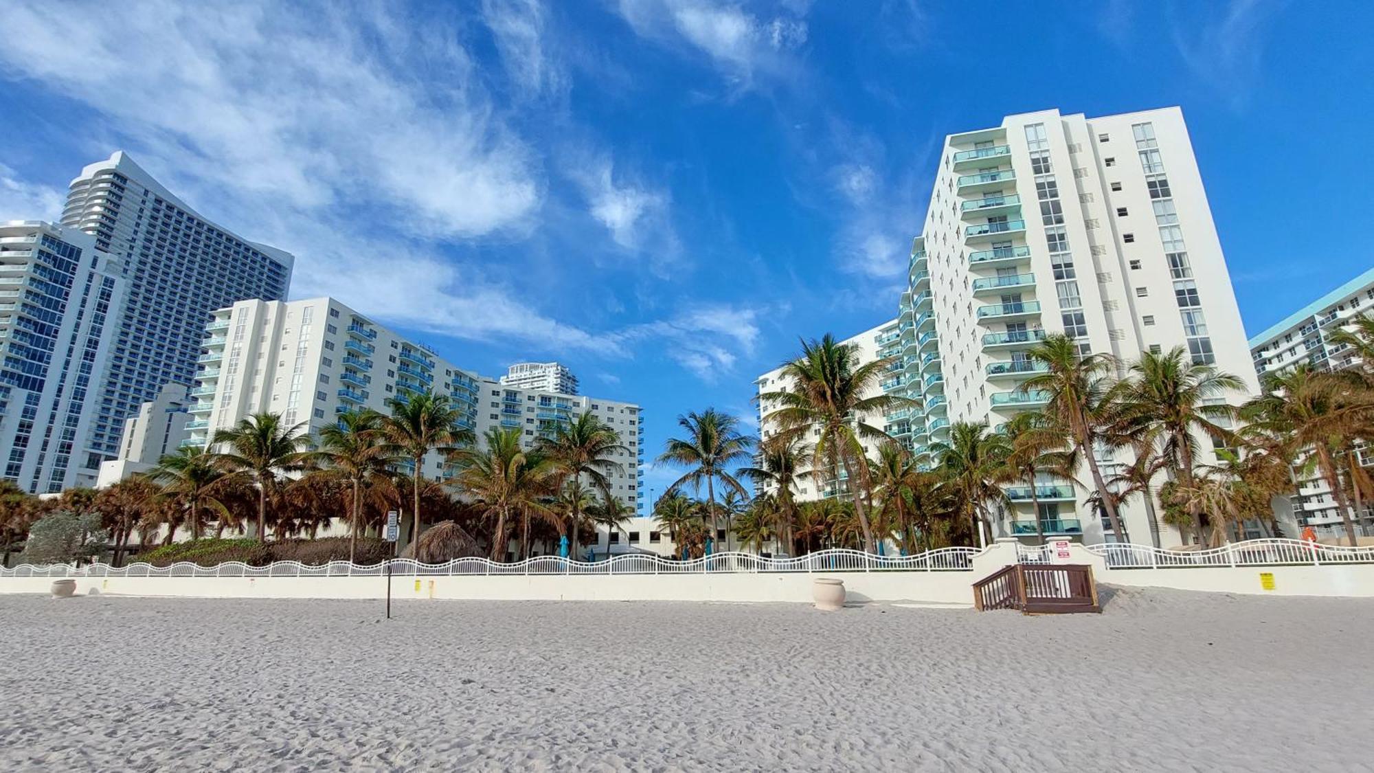The Tides 2 Bedrooms 9Th Floor We Are On The Beach! Hollywood Bagian luar foto