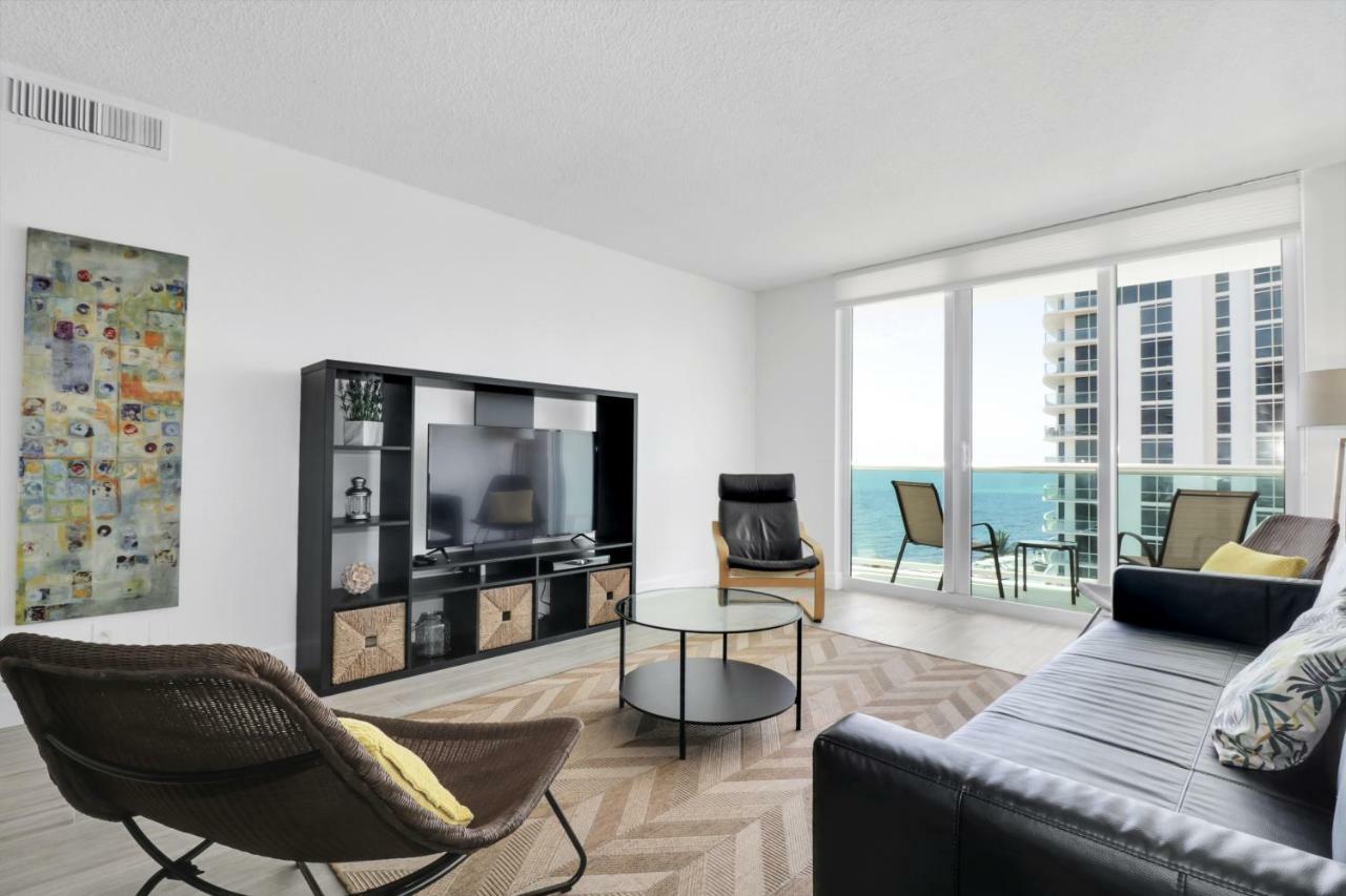 The Tides 2 Bedrooms 9Th Floor We Are On The Beach! Hollywood Bagian luar foto