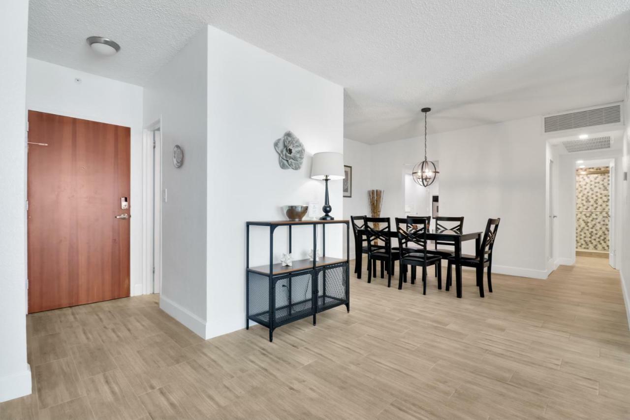 The Tides 2 Bedrooms 9Th Floor We Are On The Beach! Hollywood Bagian luar foto